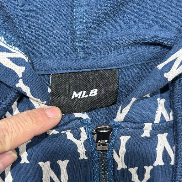 MLB coat - Picture 4 of 6